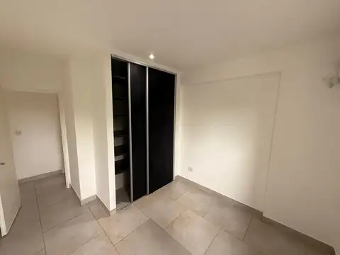 Departamento en Alquiler en Obligado, $ 750.000