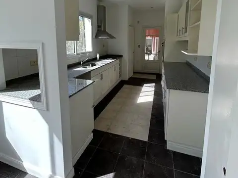 Casa  en Venta en Villa Rosa, Pilar, G.B.A. Zona Norte