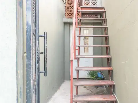 Depto Tipo Casa 5 ambientes con 1 baño