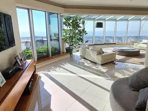 Departamento en Venta de 8 ambientes