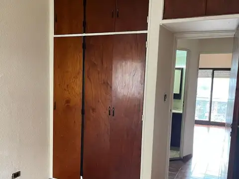 Av Wernicke 749 2200