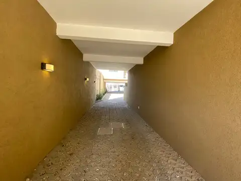 Departamento Dos Ambientes con patio - cochera opcional