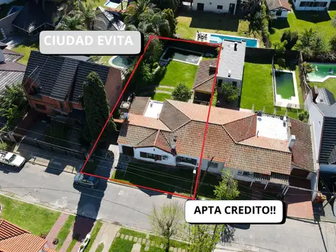 CASA 5 AMBIENTES EN VENTA EN CIUDAD EVITA