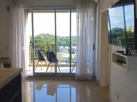 Avenida Arquitecto Jorge Bunge 1500