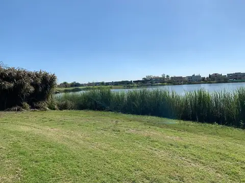 Lote al agua en venta | Barrio Puerto - El Canton | Escobar