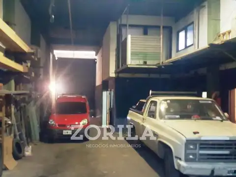 ALQUILER / VENTA Edificio de Oficina,  Depósito  y cochera- Macrocentro - Avellaneda 481