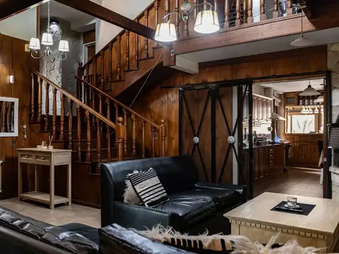 Casa en Alquiler de 4 dormitorios