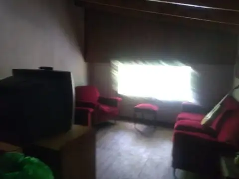 Casa en Venta en Castelar, USD 130.000