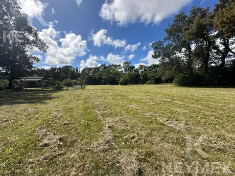 Terreno de 6480 m2 en venta en Chascomús