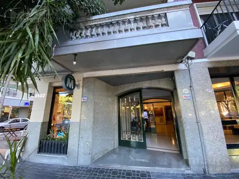 Depto de 1 dormitorio y escritorio Venta en Las Cañitas PB sobre Av del Libertador