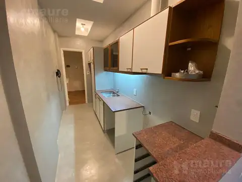 Depto de 1 dormitorio y escritorio Venta en Las Cañitas PB sobre Av del Libertador