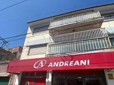 Boulevard Buenos Aires e/ Azcuénaga y Rivadavia