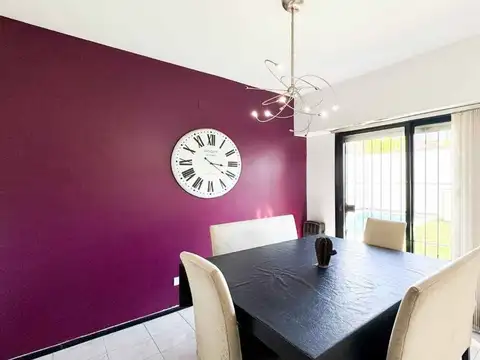 Casa 4 ambientes con 3 baños