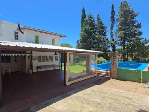 Casa 3 ambientes con 2 baños