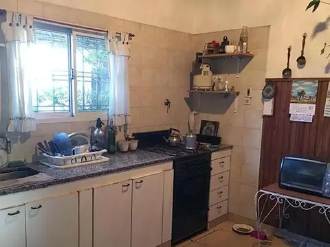Casa en Venta en Villa Santos Tesei, USD 110.000