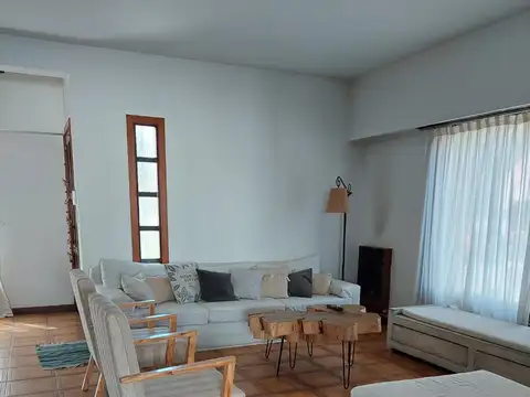 Casa en Alquiler en Beccar, USD 2.000