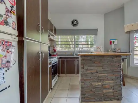 PH 3 ambientes con balcón en venta en El Palomar