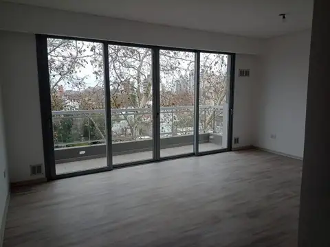 Alte. Brown 1076 , Piso 4