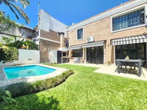 VENTA CASA, 6 AMBIENTES, HAEDO, JARDIN Y PILETA.