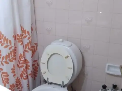 Departamento en Alquiler en Belgrano C, $ 450.000