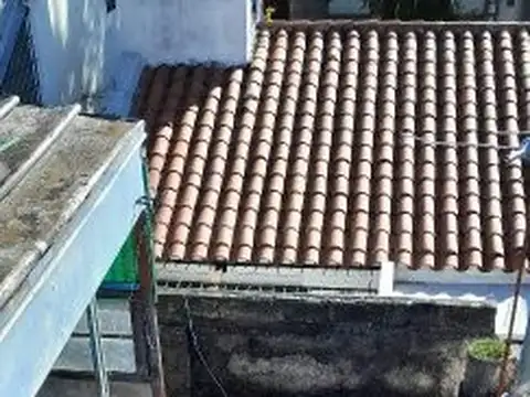 España 3731 Casa Interna 4 habitaciones