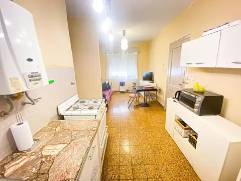 Depto Tipo Casa en Venta en Temperley, USD 60.000