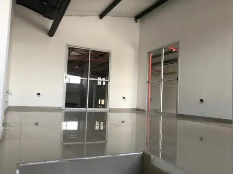 Galpon en Alquiler en Lomas Del Mirador, $ 1