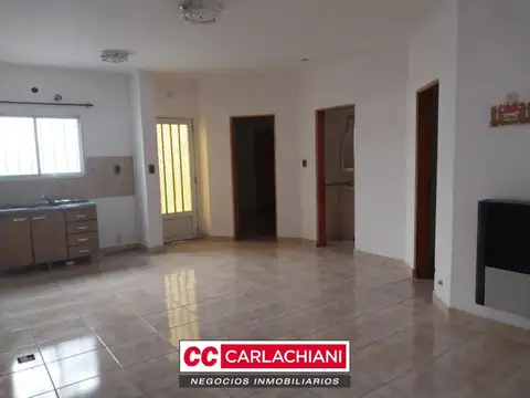 Casa en Alquiler en Las Parejas, $ 500.000