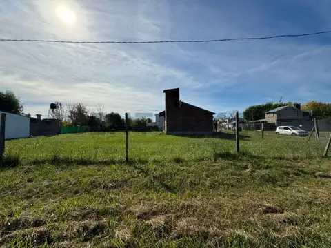 Terreno en Venta 44  mts Fondo