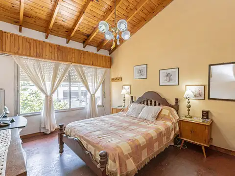 Casa  en Venta en Caseros, Tres de Febrero, G.B.A. Zona Oeste