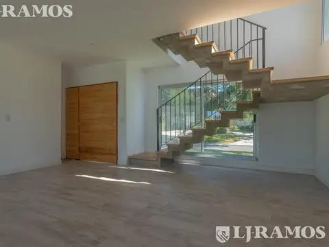 Casa en Venta en El Cantón - Barrio Islas, USD 280.000