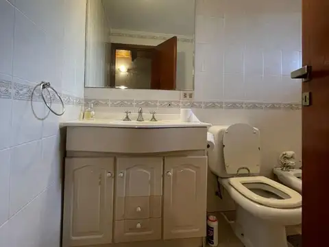 Casa en Venta en Berazategui, USD 250.000