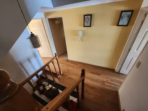 Depto Tipo Casa en Venta con 1 cocheras