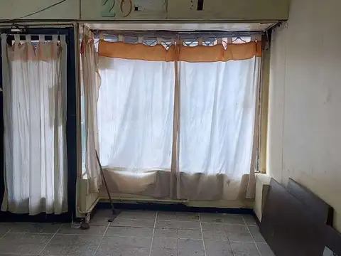 Fgta Pte Sarmiento 1900, Piso 1