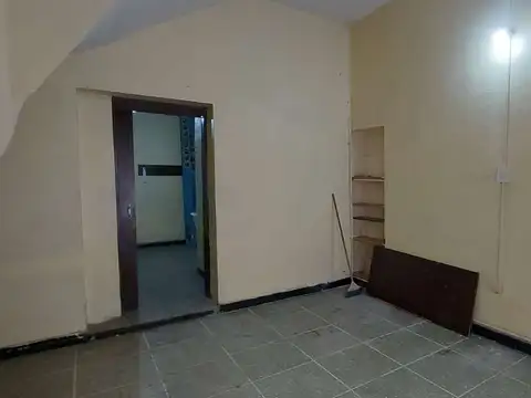 Fgta Pte Sarmiento 1900, Piso 1