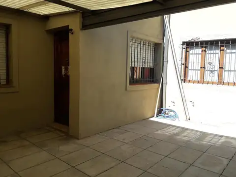 Casa en Venta en Castelar, USD 155.000