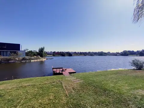CASA EN ALQUILER CON VISTA A LA LAGUNA - ANTONINI MODET