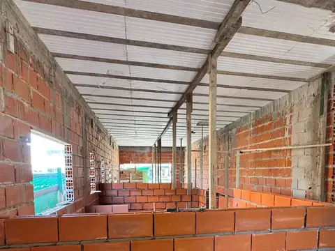 CASA 4 AMBIENTES SAN RAMON A ESTRENAR