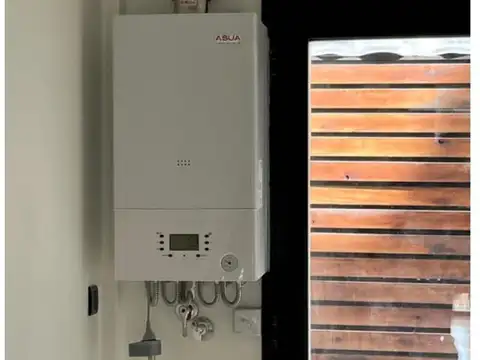 Local A Estrenar - Salta 2981  A 100 Mts De Av. Independenci