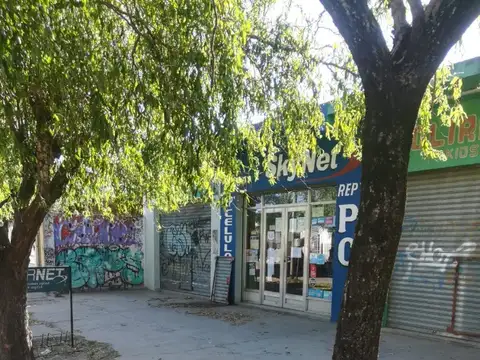 7 Locales Comerciales