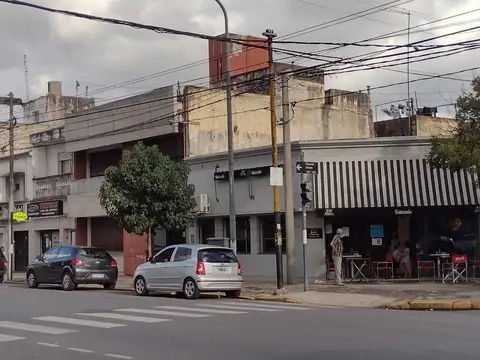 Mendoza 4500, Piso -