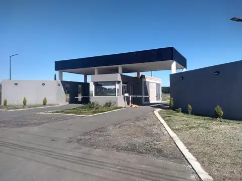 Hermosos lotes en venta en Barrio V Federico Iº - Sourigues