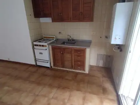 Departamento en Alquiler en Echesortu, $ 330.000