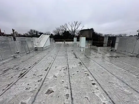 Local en Venta en Bernal, USD 180.000