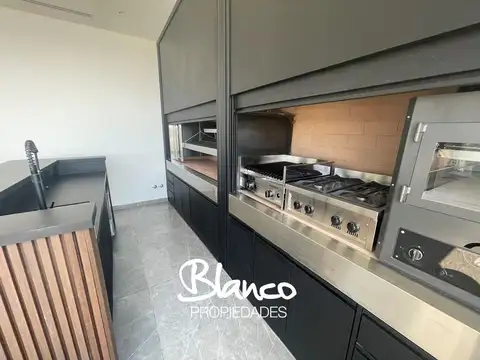 Casa en Venta al Este