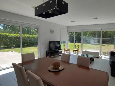 Casa en venta barrio privado El Cielo Roldán