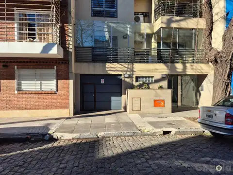 Cochera descubierta  en venta en Coghlan