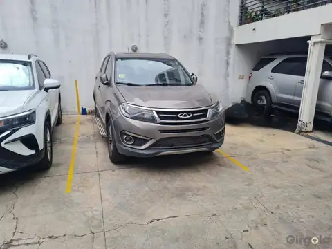 Cochera descubierta  en venta en Coghlan