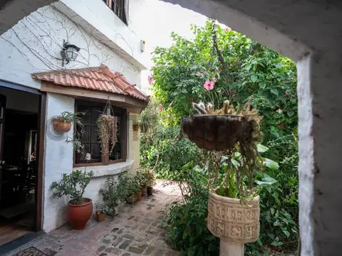 Casa en Venta en Manuel B Gonnet, USD 148.000