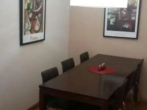 Lafinur 3000, Piso 1